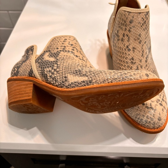 Sofft Booties - Picture 7 of 10